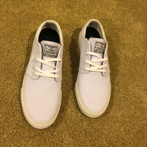 Nike SB Zoom Janoski CNVS RM (Women’s) - Picture 3 of 5